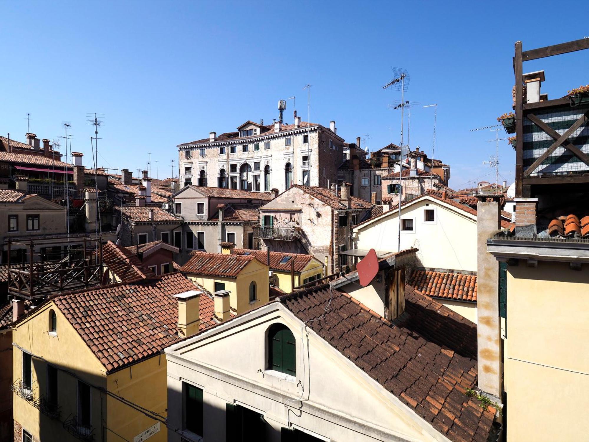 Апартаменты Majestic Rialto House By Wonderful Italy Венеция Экстерьер фото